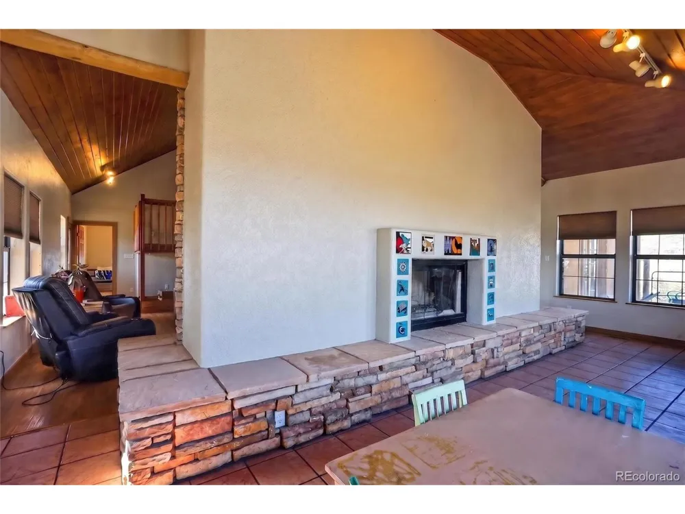 601 County Road 620 Gardner, CO 81040