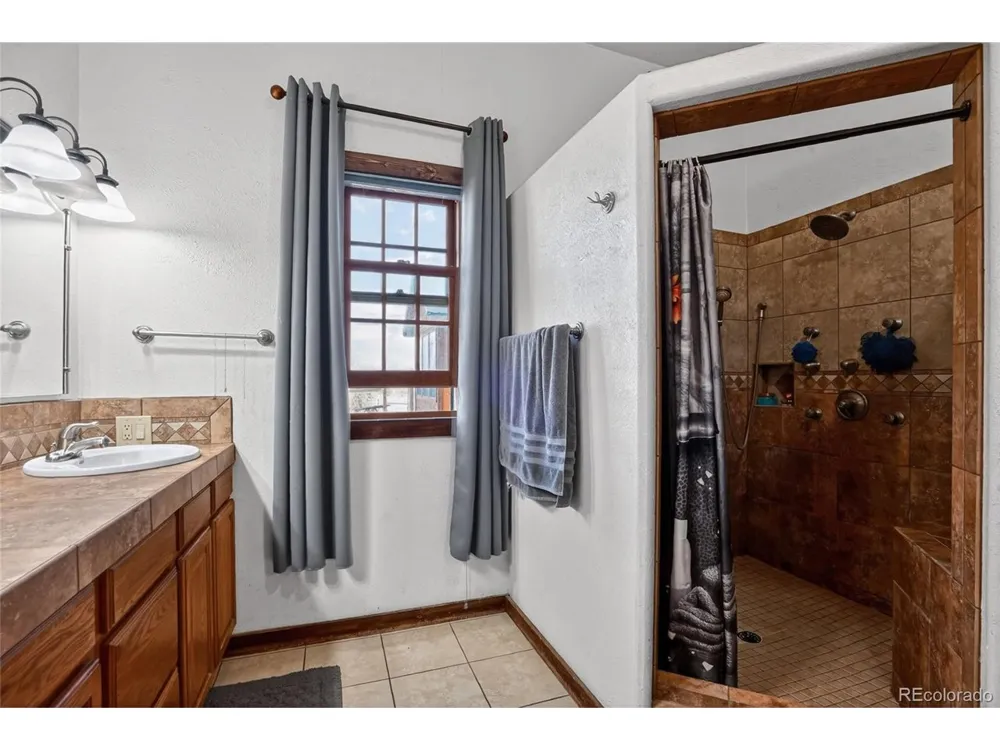 601 County Road 620 Gardner, CO 81040