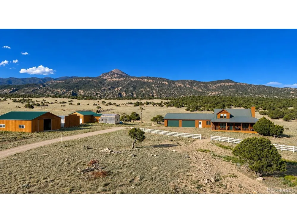 601 County Road 620 Gardner, CO 81040