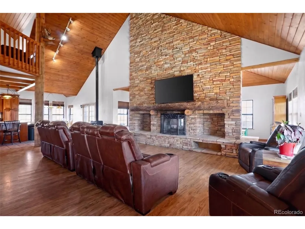 601 County Road 620 Gardner, CO 81040