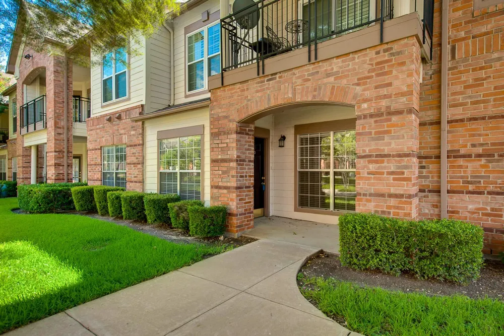 2524 Preston Road #1501 Plano, TX 75093
