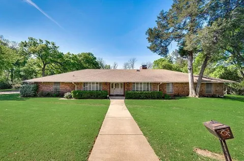 722 E Wheatland