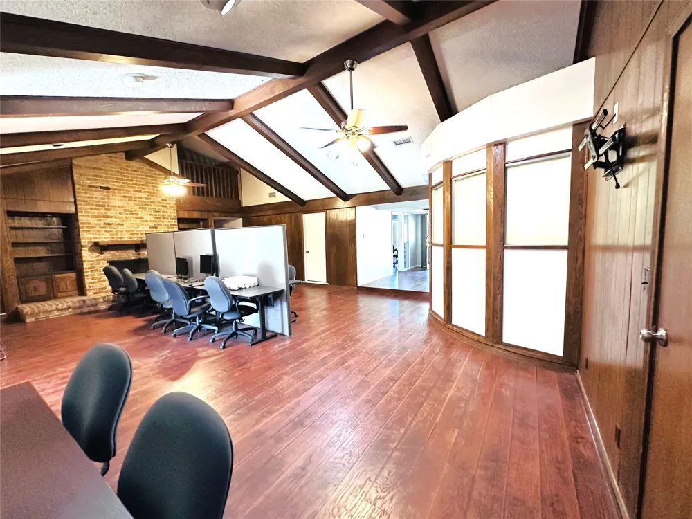 722 E Wheatland Duncanville, TX 75116