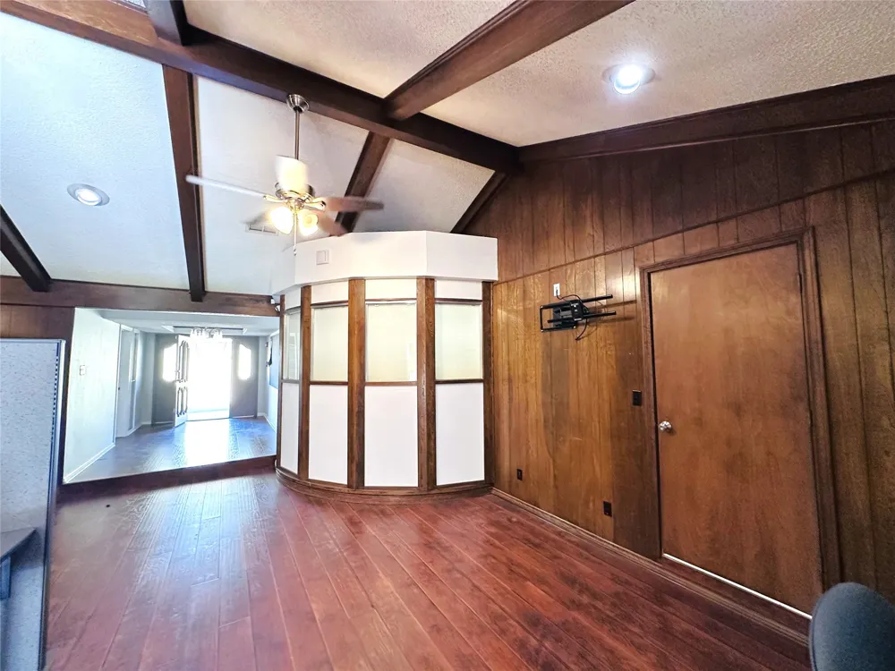 722 E Wheatland Duncanville, TX 75116