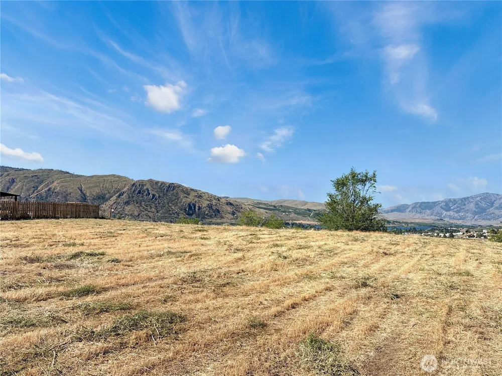 16 Columbia View Drive Brewster, WA 98812