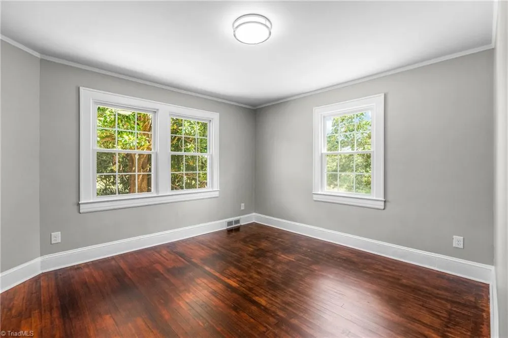 4816 Dippen Road Walkertown, NC 27105