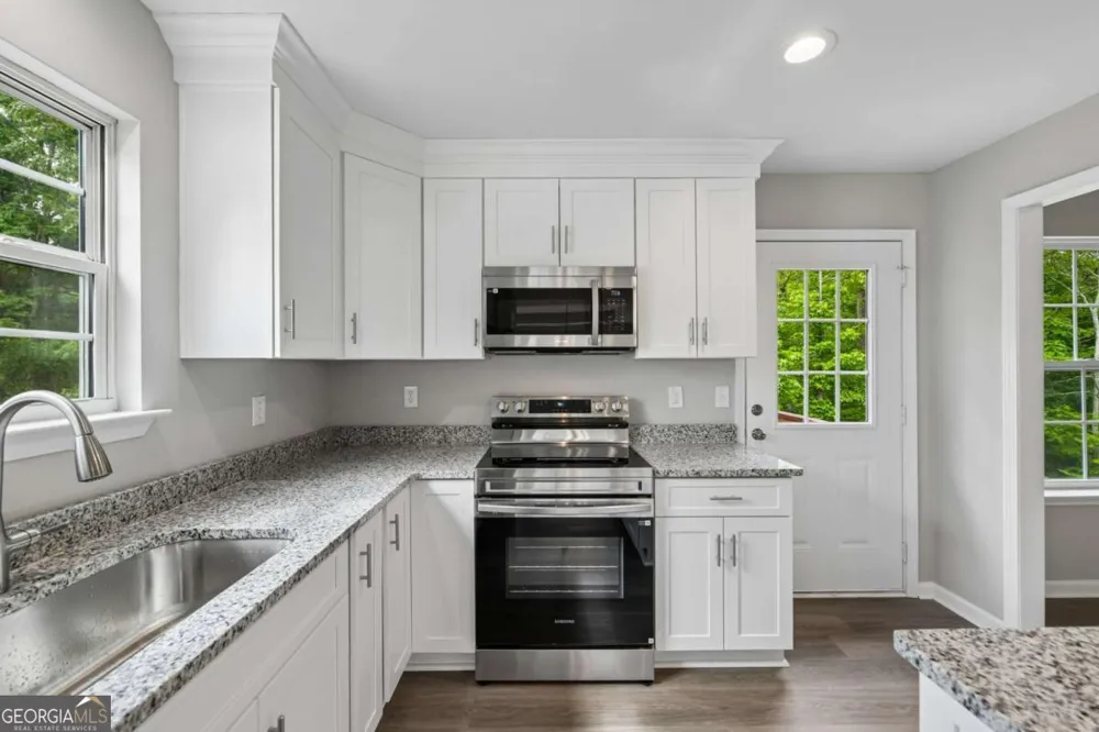382 Arlington LN Commerce, GA 30529