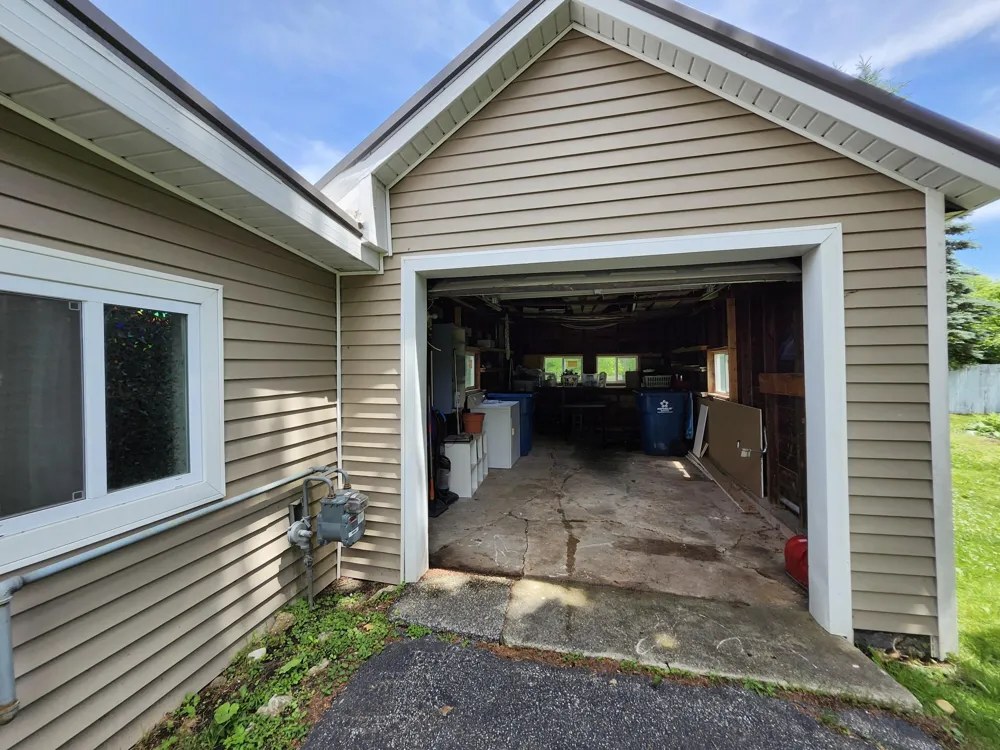 205 S Columbia Avenue Scottville, MI 49454