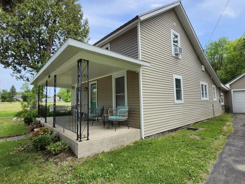 205 S Columbia Avenue Scottville, MI 49454