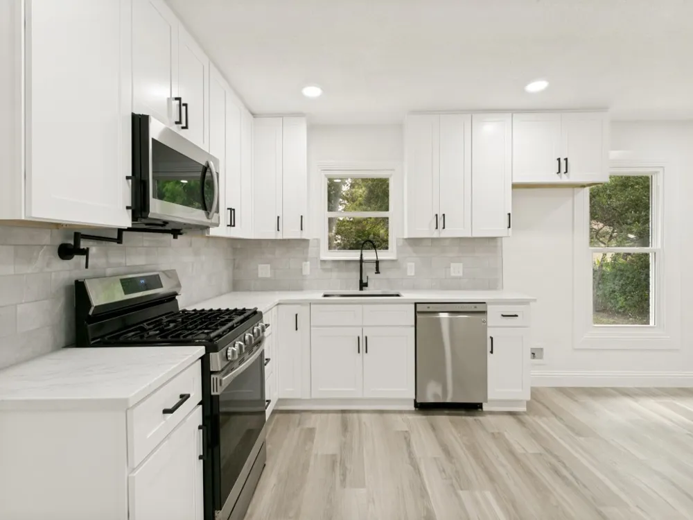 429 Harmon Road Hurst, TX 76053