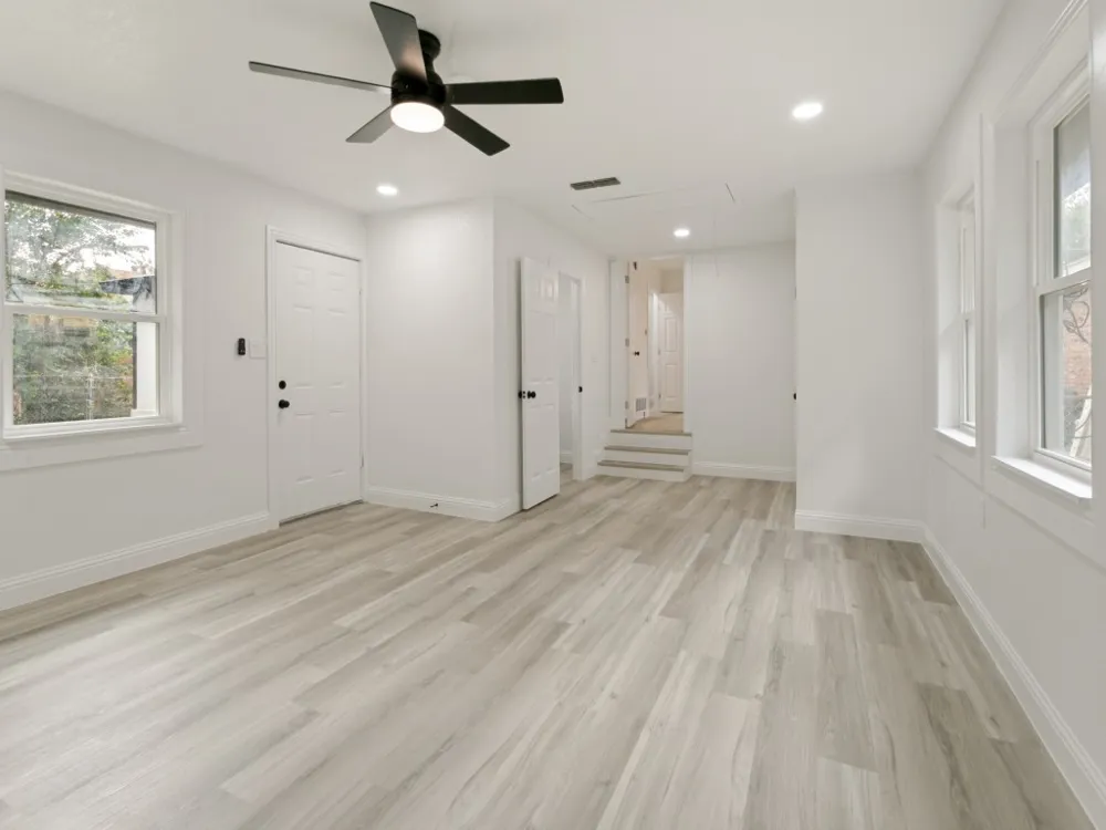 429 Harmon Road Hurst, TX 76053