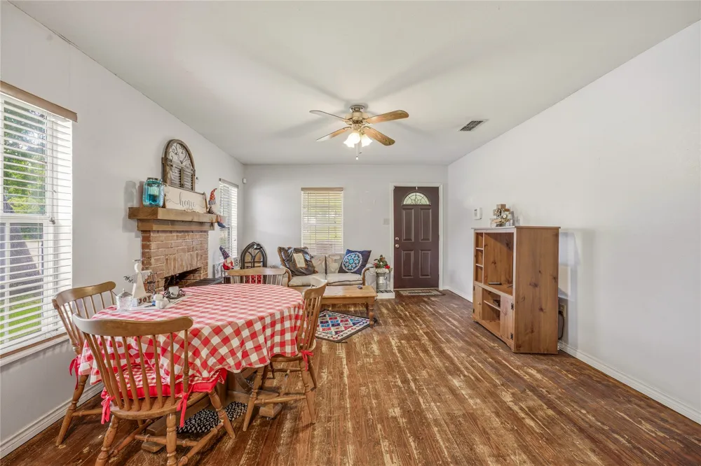 200 Austin Road Glen Rose, TX 76043