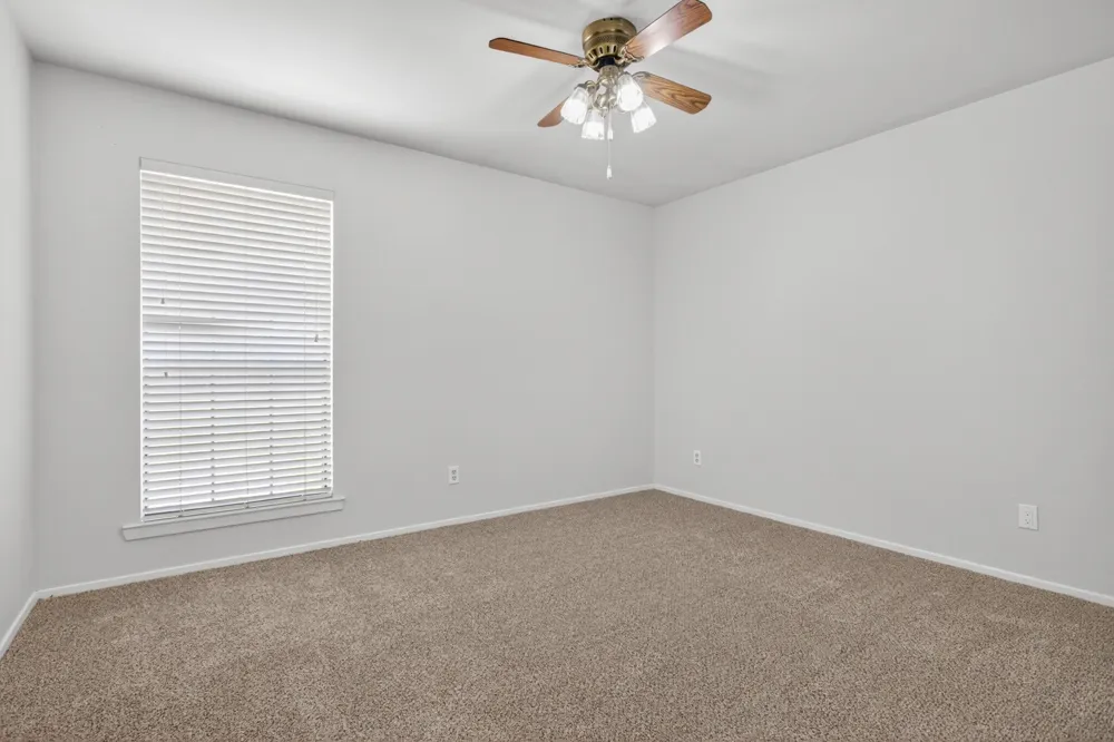 5301 Tartan Circle Denton, TX 76208