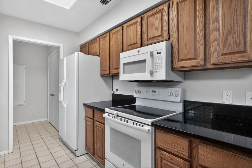 5301 Tartan Circle Denton, TX 76208