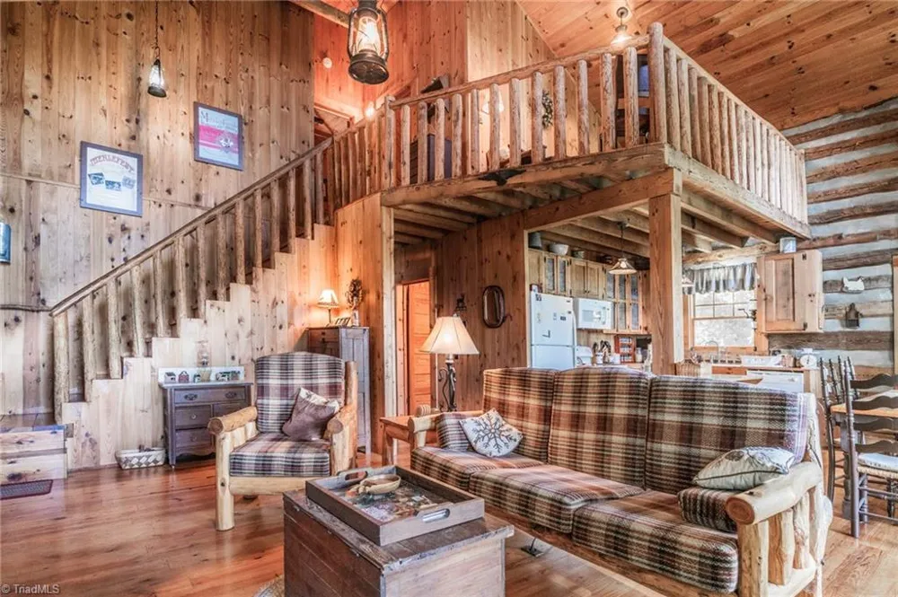 1639 Mountain Vista Drive McGrady, NC 28649