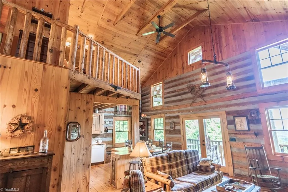 1639 Mountain Vista Drive McGrady, NC 28649