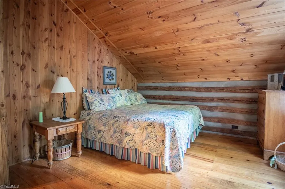 1639 Mountain Vista Drive McGrady, NC 28649