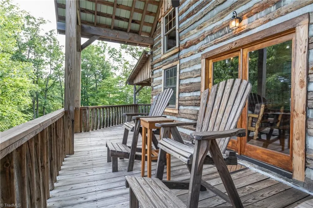 1639 Mountain Vista Drive McGrady, NC 28649