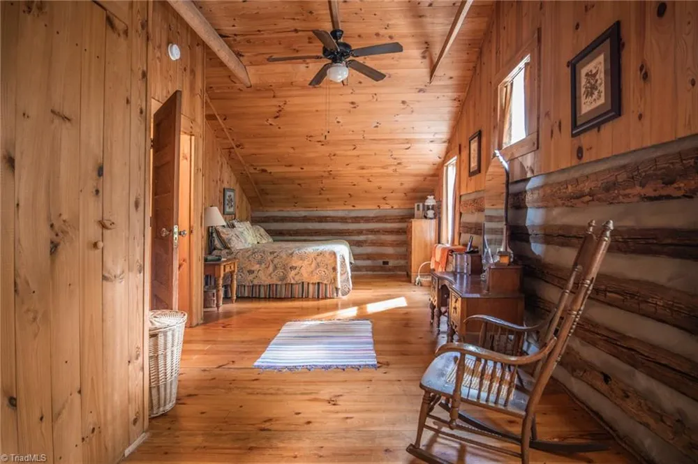 1639 Mountain Vista Drive McGrady, NC 28649