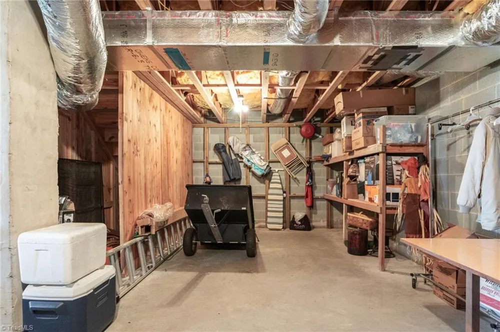 1639 Mountain Vista Drive McGrady, NC 28649