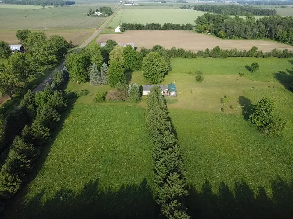 236 W Stone Road Deckerville, MI 48427