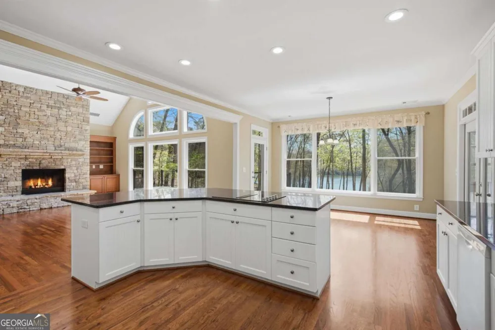 33 Kingfisher PT Big Canoe, GA 30143