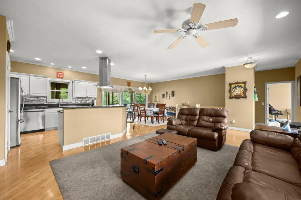 4823 Pleasant Meadow Circle St. Joseph, MI 49085