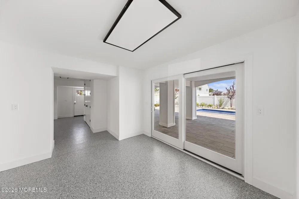 309 W 16th Street Ship Bottom, NJ 08008