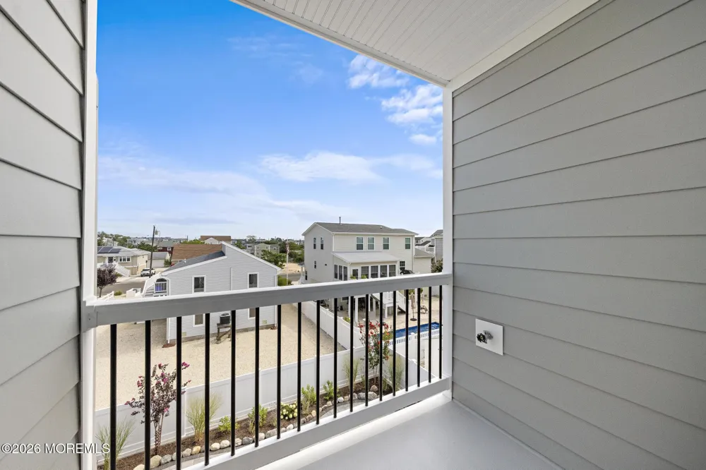 309 W 16th Street Ship Bottom, NJ 08008