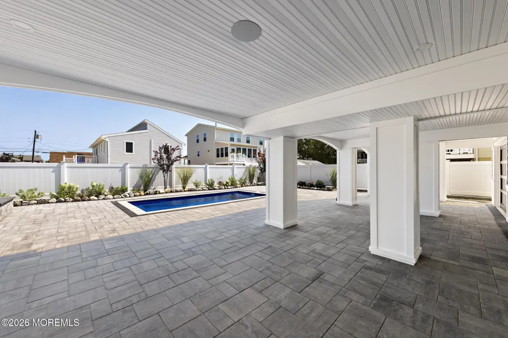 309 W 16th Street Ship Bottom, NJ 08008