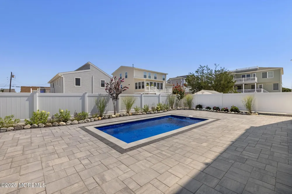 309 W 16th Street Ship Bottom, NJ 08008