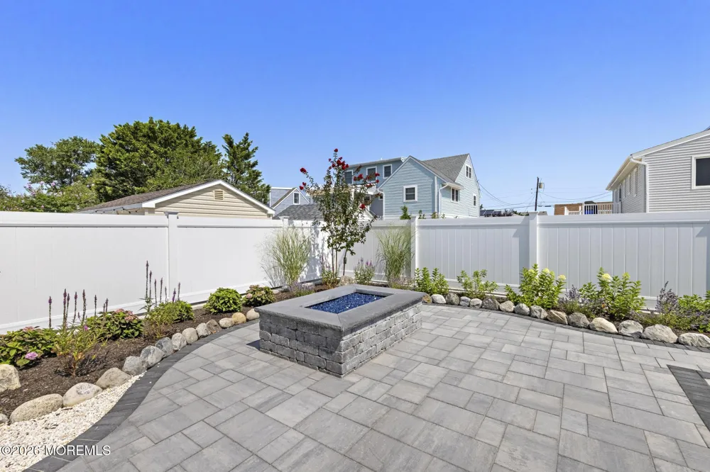 309 W 16th Street Ship Bottom, NJ 08008