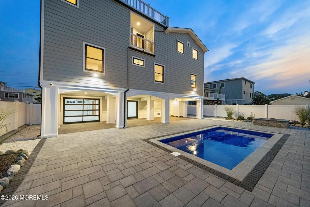 309 W 16th Street Ship Bottom, NJ 08008