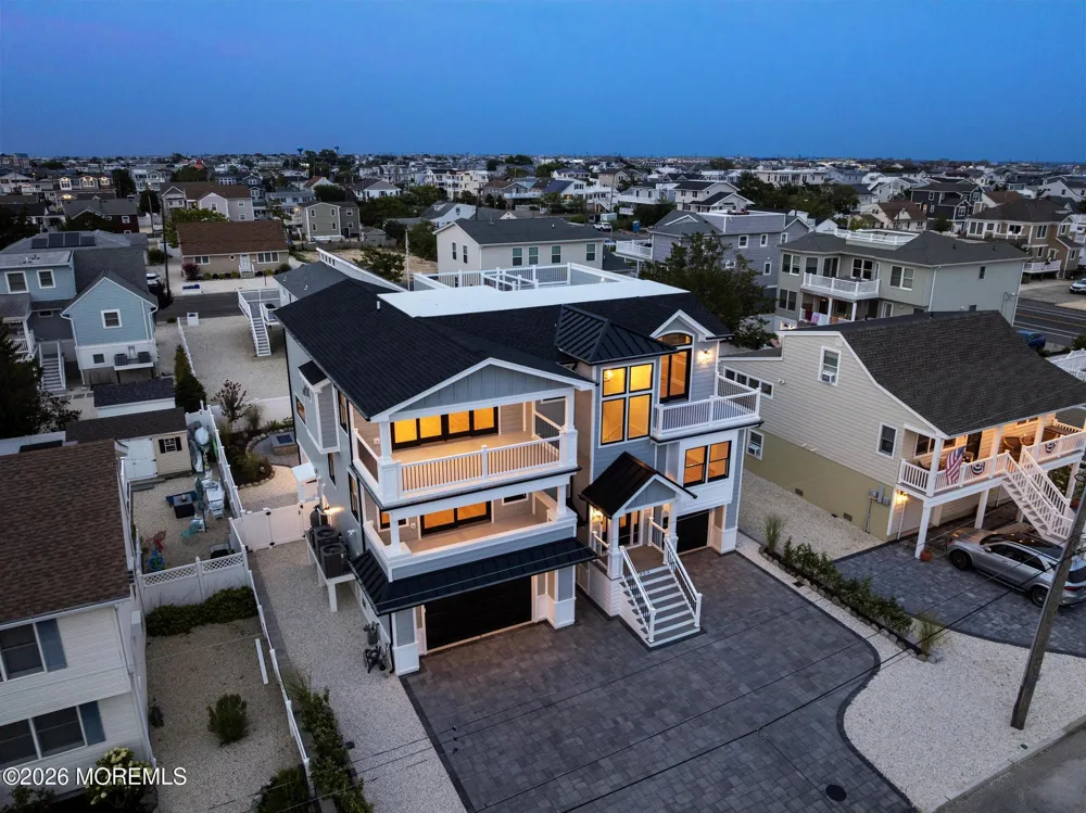 309 W 16th Street Ship Bottom, NJ 08008