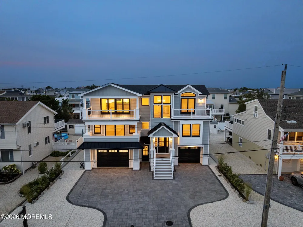309 W 16th Street Ship Bottom, NJ 08008