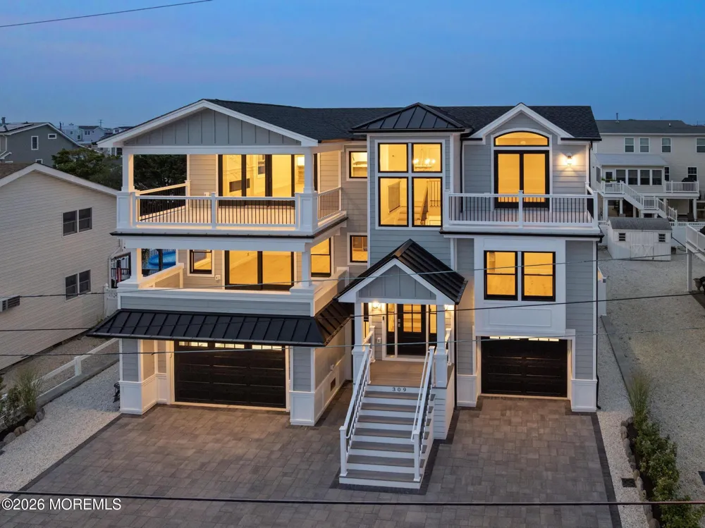 309 W 16th Street Ship Bottom, NJ 08008