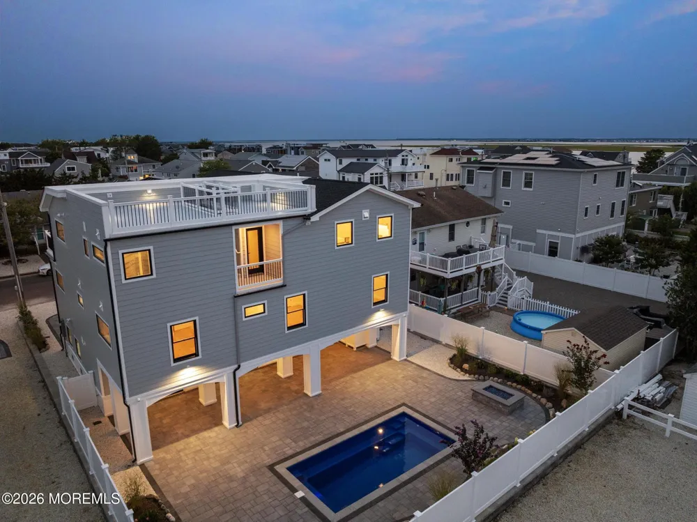 309 W 16th Street Ship Bottom, NJ 08008