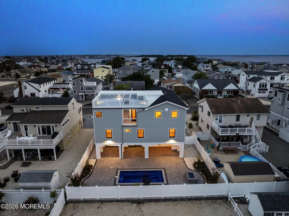 309 W 16th Street Ship Bottom, NJ 08008
