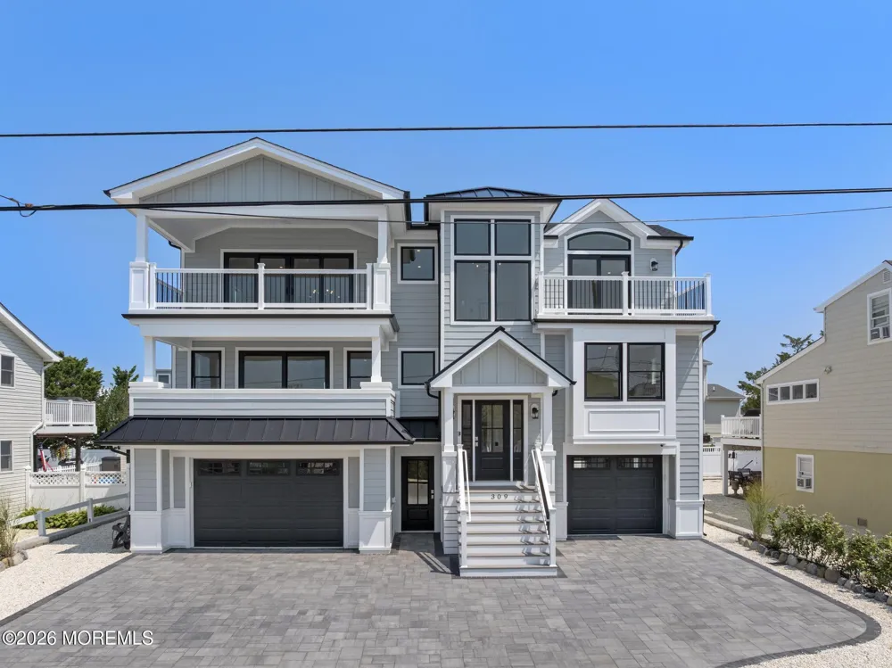 309 W 16th Street Ship Bottom, NJ 08008