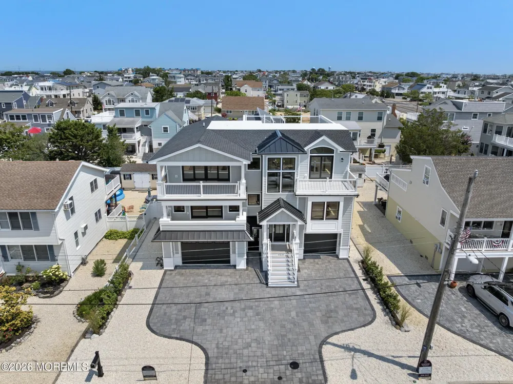 309 W 16th Street Ship Bottom, NJ 08008