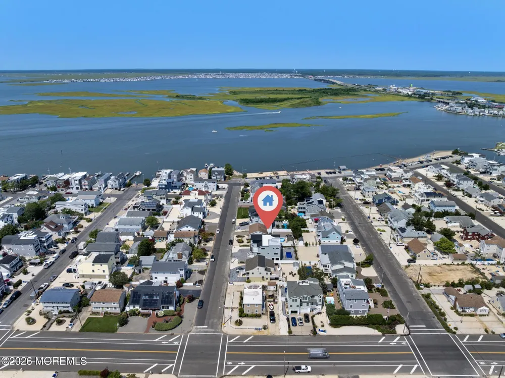 309 W 16th Street Ship Bottom, NJ 08008