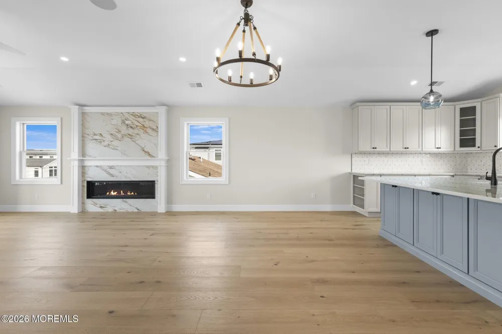 309 W 16th Street Ship Bottom, NJ 08008