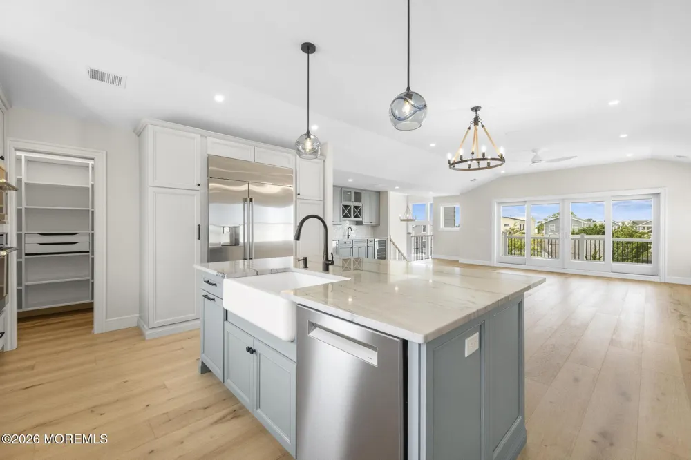 309 W 16th Street Ship Bottom, NJ 08008