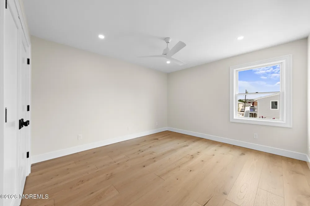 309 W 16th Street Ship Bottom, NJ 08008