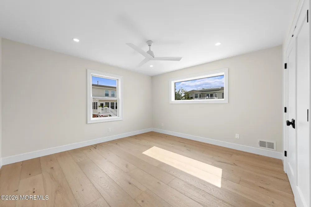 309 W 16th Street Ship Bottom, NJ 08008
