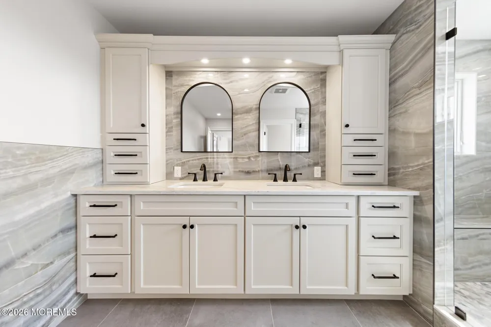 309 W 16th Street Ship Bottom, NJ 08008