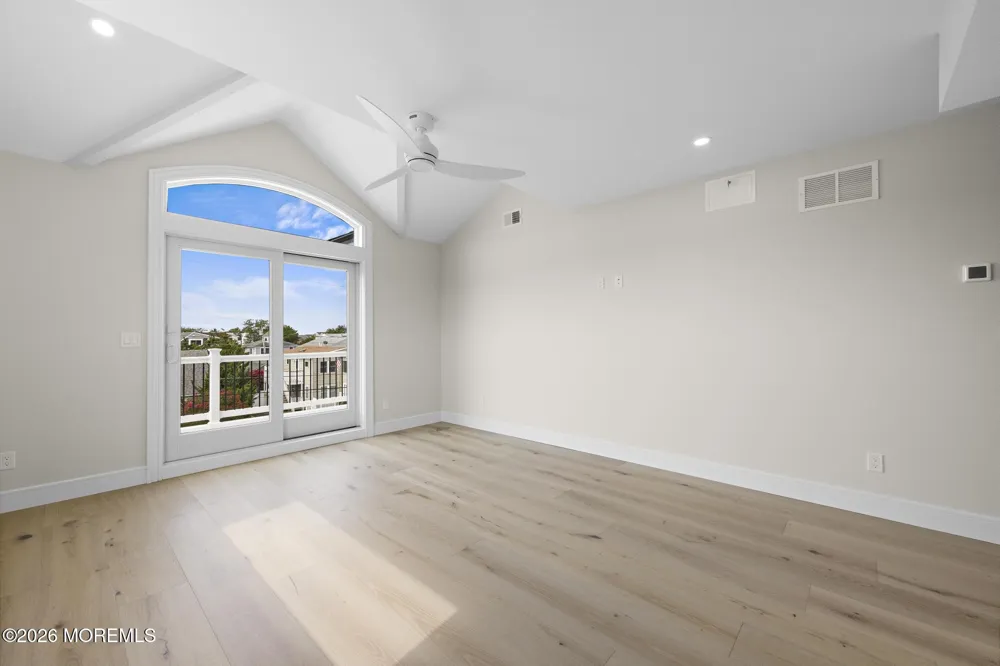 309 W 16th Street Ship Bottom, NJ 08008