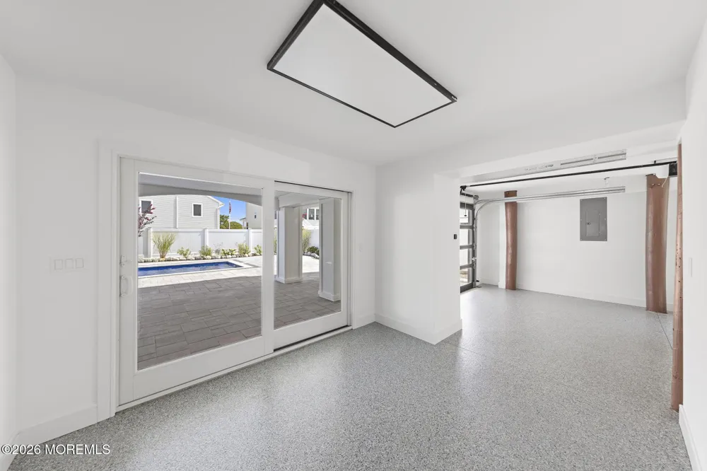 309 W 16th Street Ship Bottom, NJ 08008