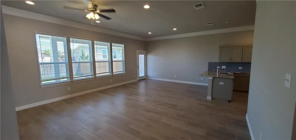 109 Everett Court #B Jarrell, TX 76537
