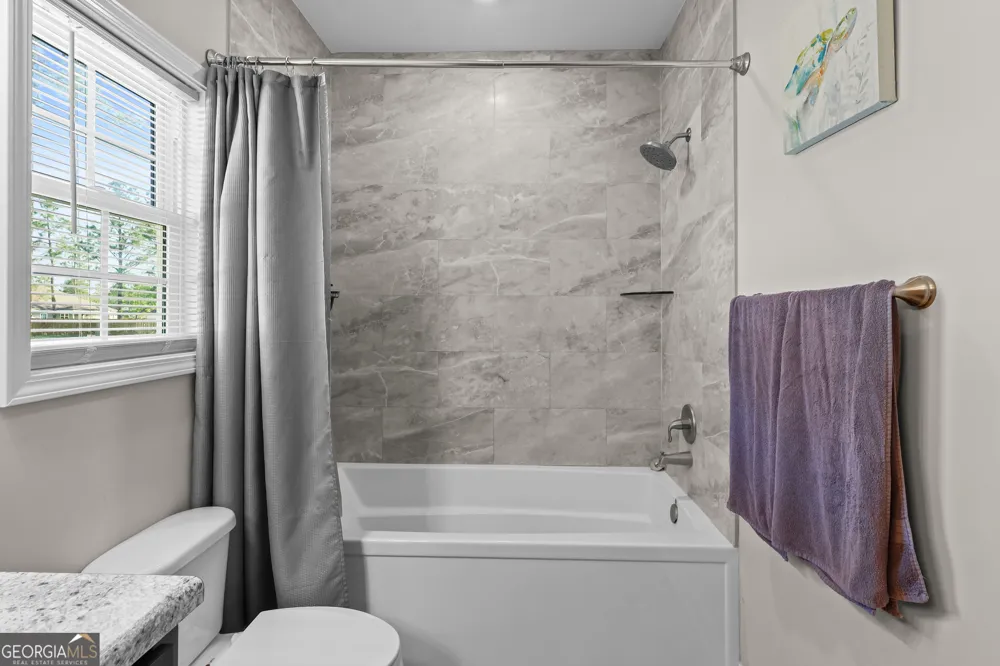301 Tallulah BND Ellabell, GA 31308